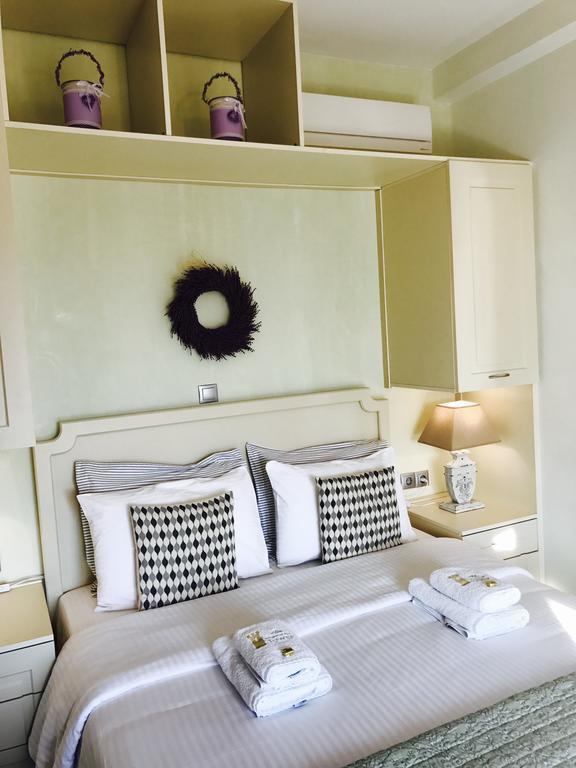 Villa Vravrona Tower & Suites Markopoulo Mesogaias Ngoại thất bức ảnh