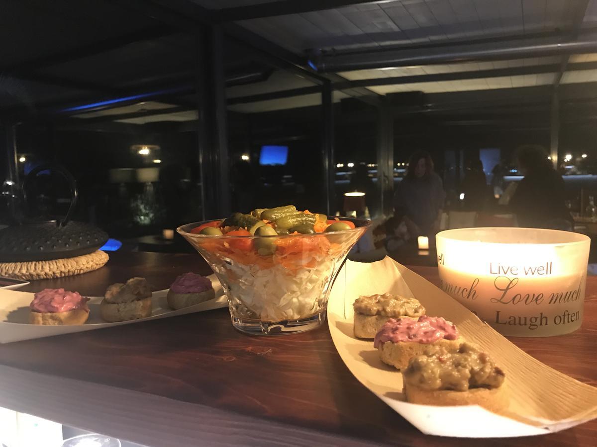 Villa Vravrona Tower & Suites Markopoulo Mesogaias Ngoại thất bức ảnh